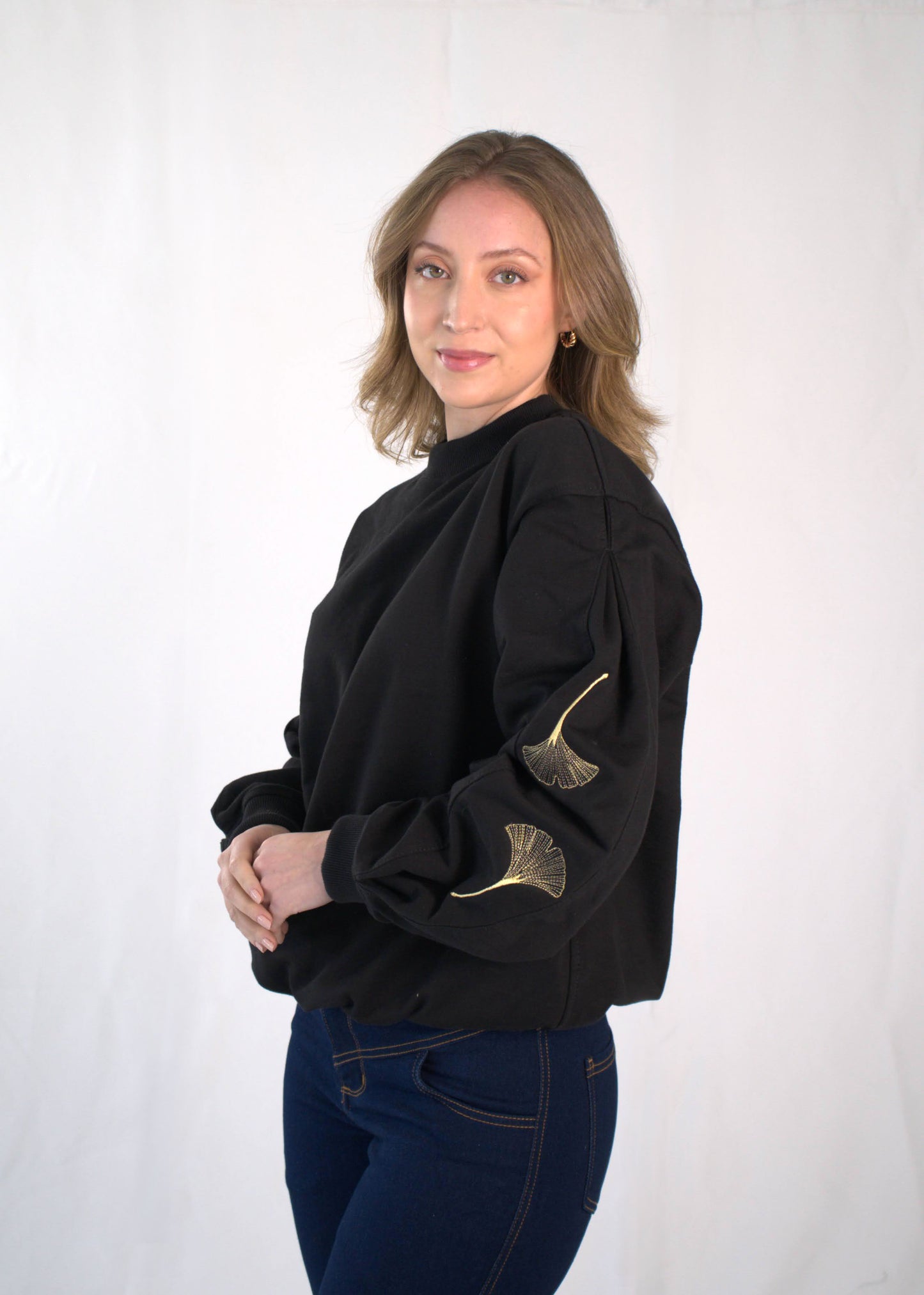 Crewneck Gingko Biloba Negro